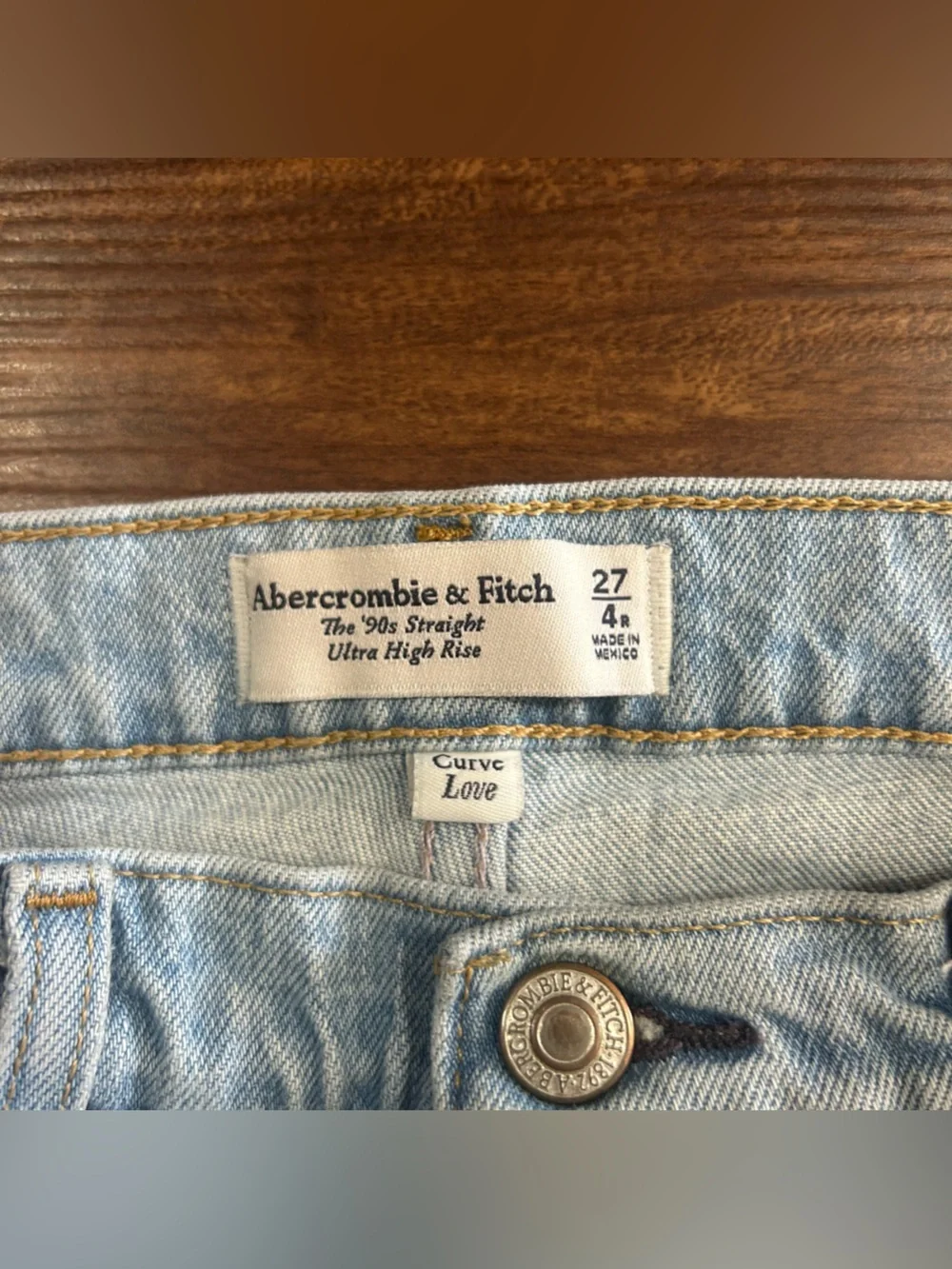 90's Straight Ultra High Rise Jeans - Curve Love - Abercrombie + Fitch - Picture 9 of 16